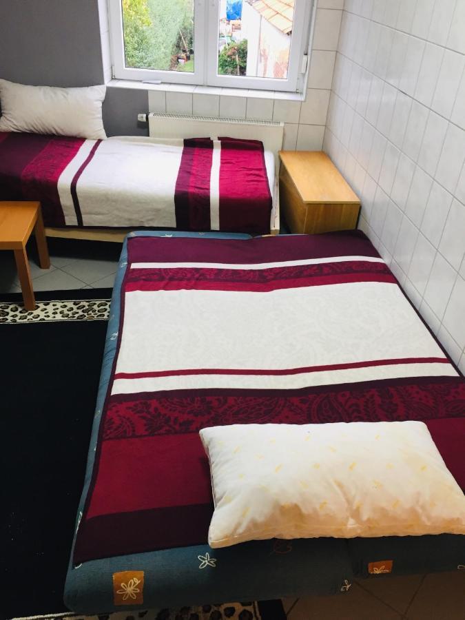 Апартаменты Gaestezimmer I Neo2 Staufenberg  Экстерьер фото