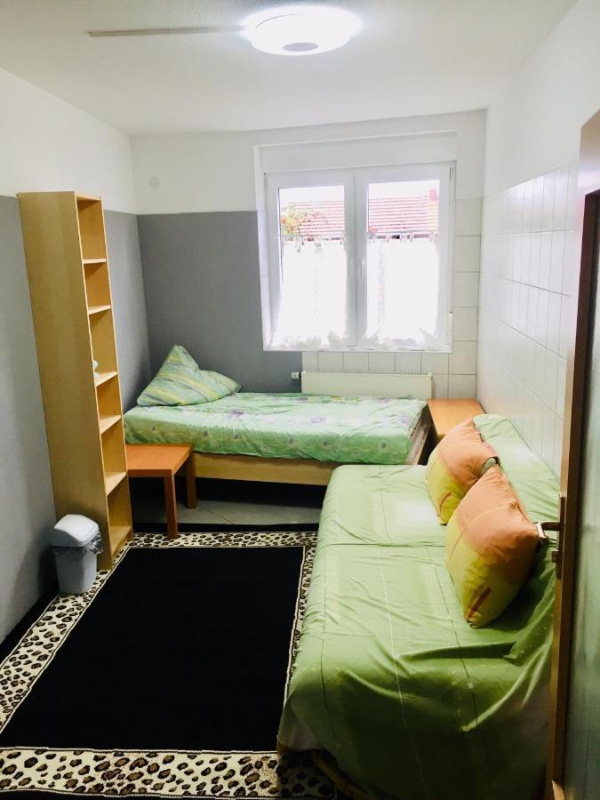 Апартаменты Gaestezimmer I Neo2 Staufenberg  Экстерьер фото
